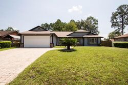  Falcon Trace Dr W, Jacksonville FL