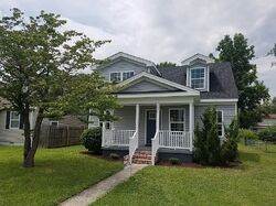 Pre-foreclosure in  Turnpike Rd Portsmouth, VA 23707