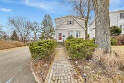 Pre-foreclosure in  Lozier Ave Emerson, NJ 07630