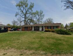 Pre-foreclosure in  Le Sabre Dr Florissant, MO 63034