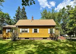 Pre-foreclosure in  5th Ave E Hibbing, MN 55746