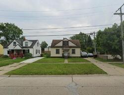 Pre-foreclosure in  Annapolis St Wayne, MI 48184