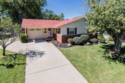 Pre-foreclosure in  Apple Blossom Ln Alexandria, KY 41001