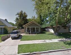 Pre-foreclosure in  E 9th Ave Hutchinson, KS 67501