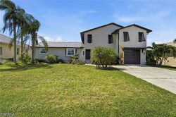 Pre-foreclosure in  Almar Dr Punta Gorda, FL 33950