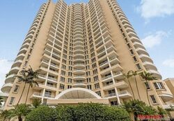 Pre-foreclosure in  BRICKELL KEY DR  Miami, FL 33131
