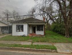 Pre-foreclosure in  Kelly St Alexandria, LA 71301