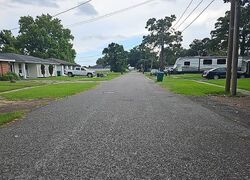 Pre-foreclosure in  Connecticut Ave Kenner, LA 70062