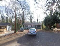 Pre-foreclosure in  Westdale Dr Charlotte, NC 28208