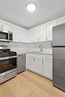 Pre-foreclosure in  Grand Concourse t Bronx, NY 10451