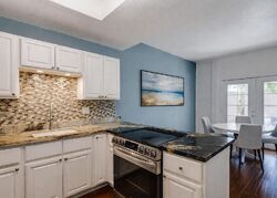 Pre-foreclosure in  N 66th St Unit 14 Scottsdale, AZ 85251