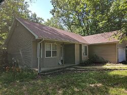  Majestic Ln, Lebanon MO