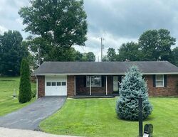 Pre-foreclosure in  Cherie Dr Mount Sterling, KY 40353