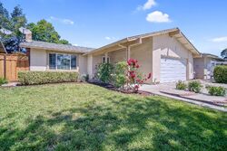 Pre-foreclosure in  Viewpark Cir San Jose, CA 95136