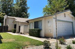 Pre-foreclosure in  West Mall Atascadero, CA 93422