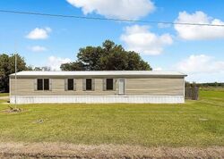 Pre-foreclosure in  Grand Bois Rd Breaux Bridge, LA 70517