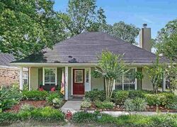 Pre-foreclosure in  Barrett Ln Baton Rouge, LA 70817