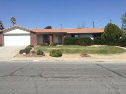  Crestview Dr, Victorville CA