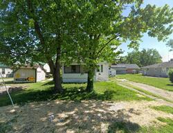 Pre-foreclosure in  N 3rd St Marshall, IL 62441