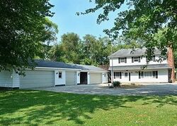 Pre-foreclosure in  N Locust St Vandalia, IL 62471