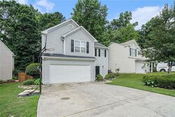 Pre-foreclosure in  Halcyon Way Lawrenceville, GA 30044