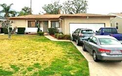 Pre-foreclosure in  Del Rosa Dr San Bernardino, CA 92404