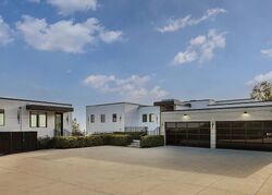 Pre-foreclosure in  Cuthbert Rd Malibu, CA 90265