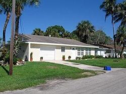  Island Park Ct, Fort Myers FL