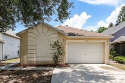 Pre-foreclosure in  Lakeside Vista Dr Riverview, FL 33569