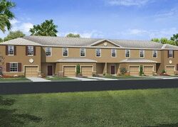 Pre-foreclosure in  Hound Chase Dr Gibsonton, FL 33534