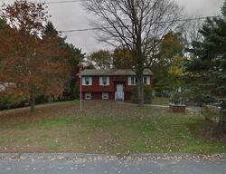 Pre-foreclosure in  Mapleshade Ave Plainfield, CT 06374