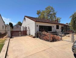Pre-foreclosure in  Kings Way Sacramento, CA 95821