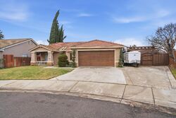 Pre-foreclosure in  Woodduck Ct Newman, CA 95360