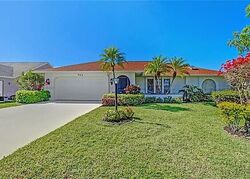  Moon Lake Dr, Naples FL