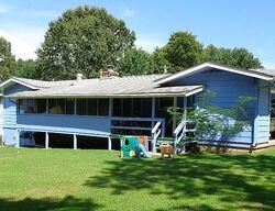 Pre-foreclosure in  Opalochee Dr Cherokee Village, AR 72529