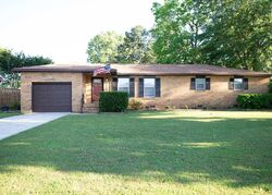 Pre-foreclosure in  Iris St Sw Decatur, AL 35601