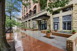 Pre-foreclosure in  25th St Nw  Washington, DC 20037