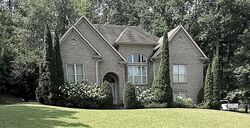 Pre-foreclosure in  Deer Ridge Ln Chelsea, AL 35043