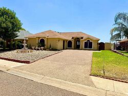 Pre-foreclosure in  WHITEWOOD DR Laredo, TX 78045