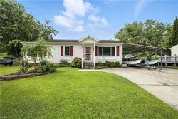 Pre-foreclosure in  Tetra Ct Hampton, VA 23669
