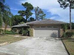  Clear Lake Dr, Port Orange FL