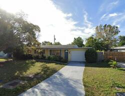 Pre-foreclosure in  Hillview Rd Venice, FL 34293