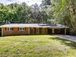  Glore Dr Sw, Mableton GA