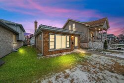 Pre-foreclosure in  Maple Ave Berwyn, IL 60402