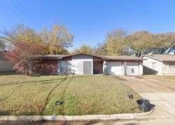 Pre-foreclosure in  Ravenswood Dr Bedford, TX 76022