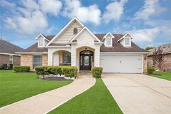 Pre-foreclosure in  Morgan Oak Dr Alvin, TX 77511