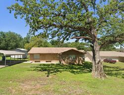 Pre-foreclosure in  Medical Dr Buffalo, TX 75831