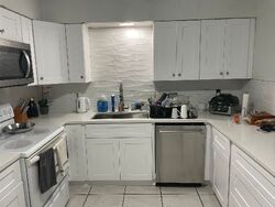 Pre-foreclosure in  E Yale St Orlando, FL 32804