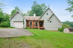 Pre-foreclosure in  Adair Hollow Rd Nw Adairsville, GA 30103
