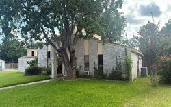 Pre-foreclosure in  S 6th St La Porte, TX 77571